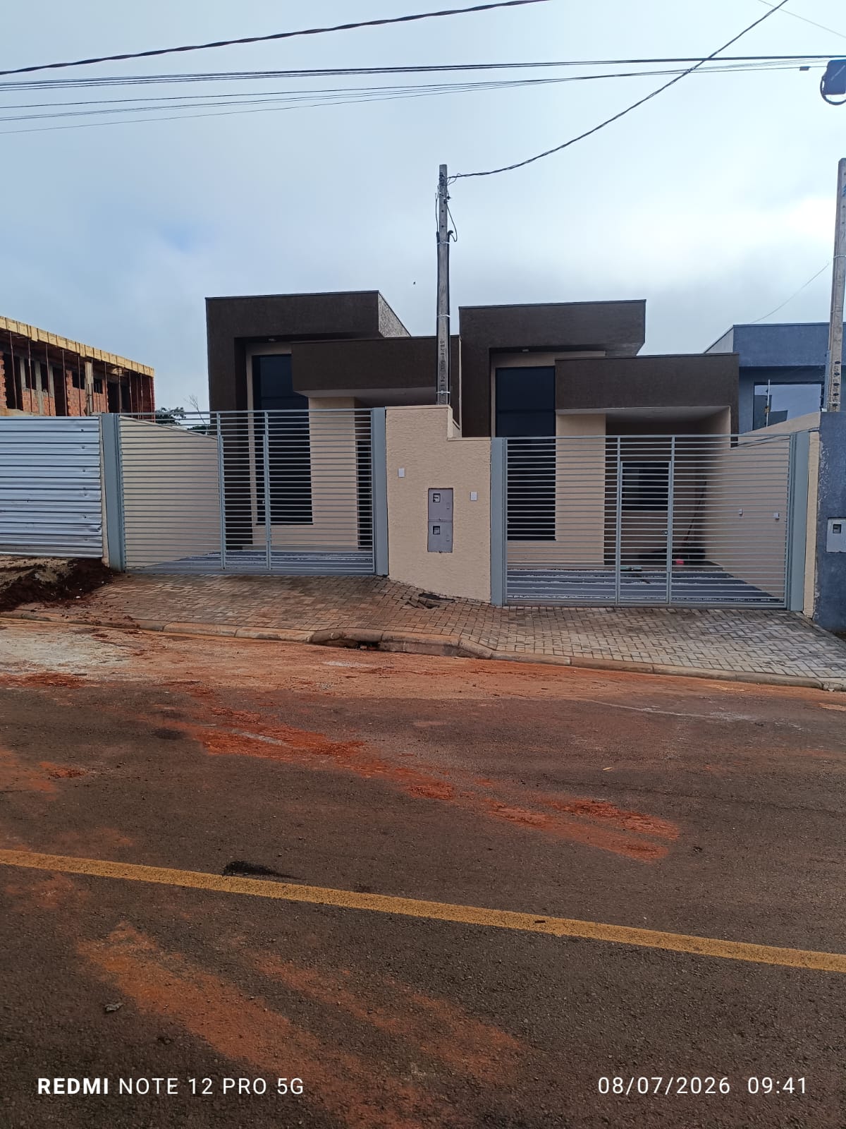 CASA GEMINADA À VENDA – JARDIM IRIO HOLLER